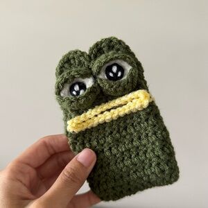 Crochet Frog Card Wallet